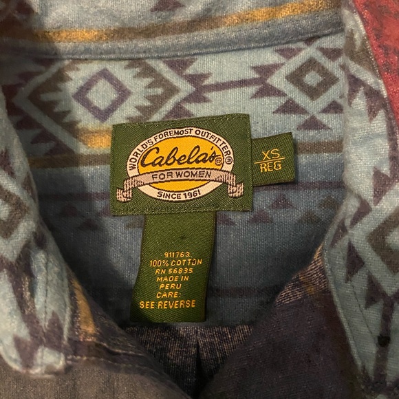 Cabela’s Flannel very cozy and thick fabric - Picture 4 of 9
